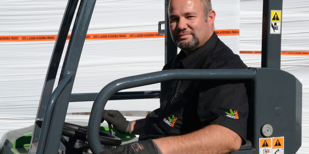 Cargomatic - Location de camion avec chariot embarqué et conducteur