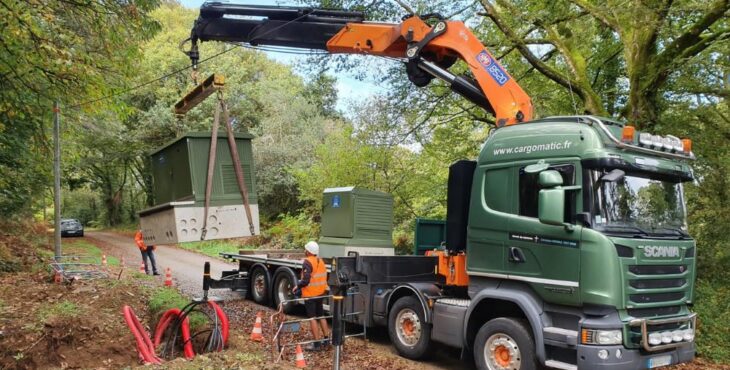 Cargomatic - Livraison grutage et levage avec camion grue d'un transformateur